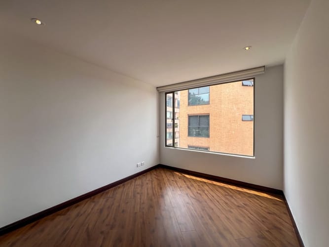 Apartamento de 3 alcobas en arriendo en Los Rosales, Bogotá, 174 m² · foto 16 de 20