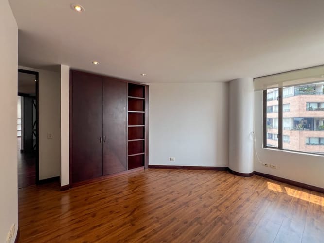 Apartamento de 3 alcobas en arriendo en Los Rosales, Bogotá, 174 m² · foto 20 de 20