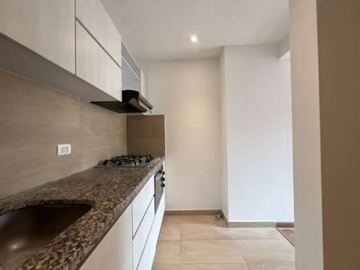 Apartamento de 2 alcobas en arriendo en El Redil, Bogotá, 53 m² · foto 2 de 12
