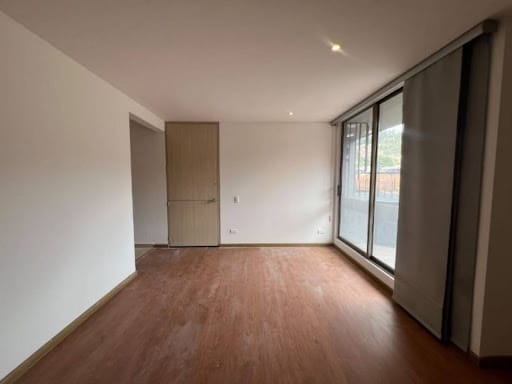 Apartamento de 2 alcobas en arriendo en El Redil, Bogotá, 53 m² · foto 3 de 12