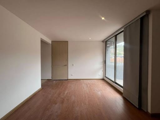 Apartamento de 2 alcobas en arriendo en El Redil, Bogotá, 53 m² · foto 4 de 12