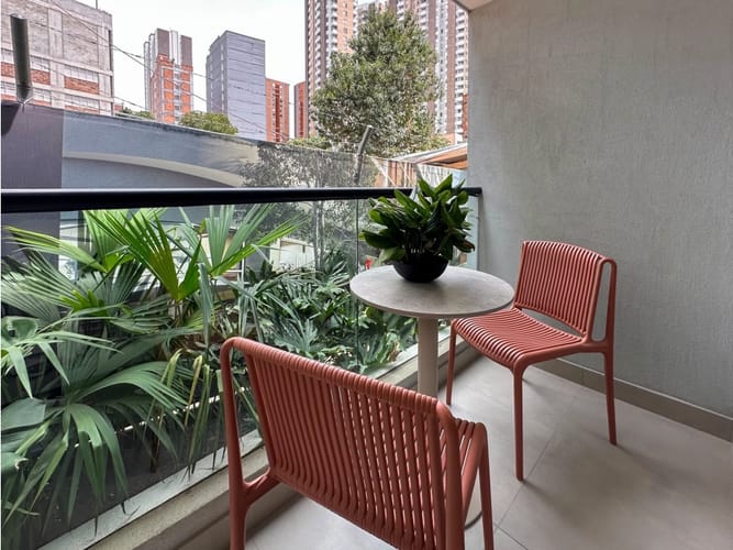 Apartamento de 2 alcobas en venta en Tres Esquinas, Sabaneta, 67 m² · foto 11 de 15