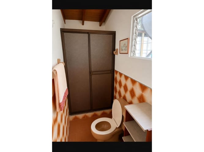 Casa de 5 alcobas en venta en Santa Lucia, Medellín, 186 m² · foto 5 de 11