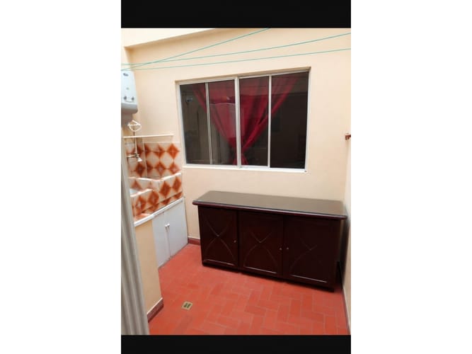 Casa de 5 alcobas en venta en Santa Lucia, Medellín, 186 m² · foto 10 de 11
