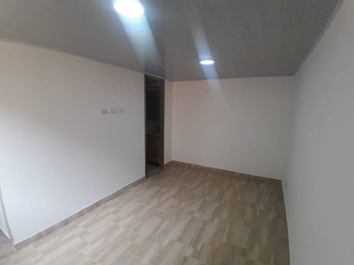 Apartamento de 3 alcobas en arriendo en La Prosperidad, Madrid, 54 m² · foto 9 de 20