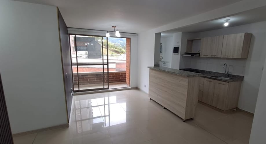 Apartamento de 3 alcobas en arriendo en Aves Maria, Sabaneta, 72 m² · foto 3 de 20