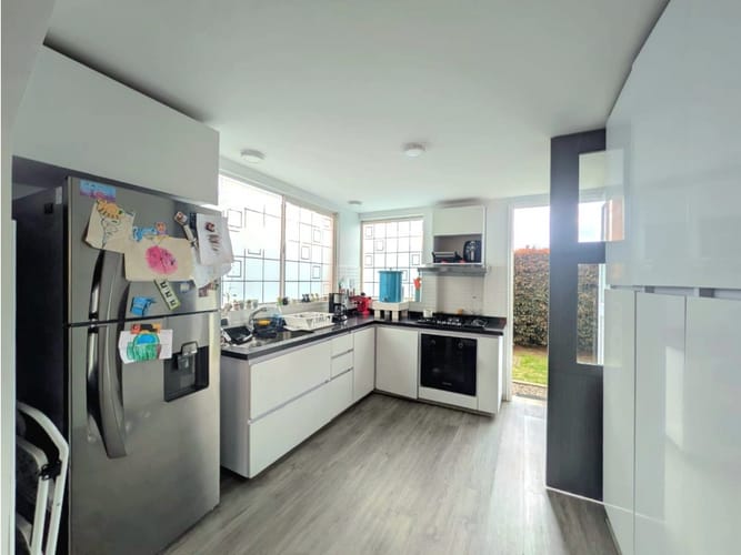 Casa de 3 alcobas en venta en Laura Vicuña, Chía, 151 m² · foto 8 de 22
