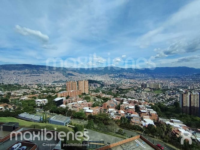Apartamento de 3 alcobas en arriendo en Pajarito, Medellín, 55 m² · foto 4 de 16