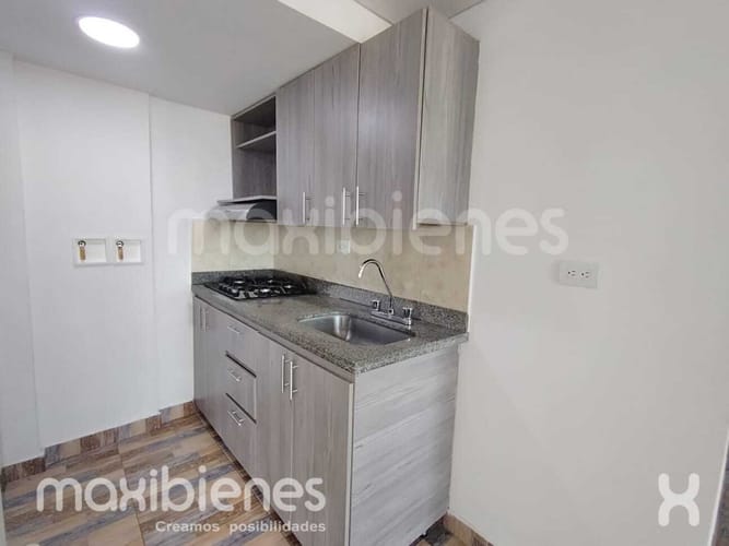 Apartamento de 3 alcobas en arriendo en Pajarito, Medellín, 55 m² · foto 5 de 16