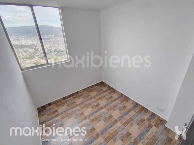 Apartamento de 3 alcobas en arriendo en Pajarito, Medellín, 55 m² · foto 8 de 16