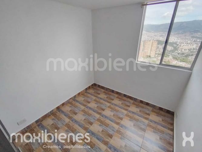 Apartamento de 3 alcobas en arriendo en Pajarito, Medellín, 55 m² · foto 11 de 16