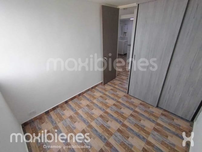 Apartamento de 3 alcobas en arriendo en Pajarito, Medellín, 55 m² · foto 12 de 16