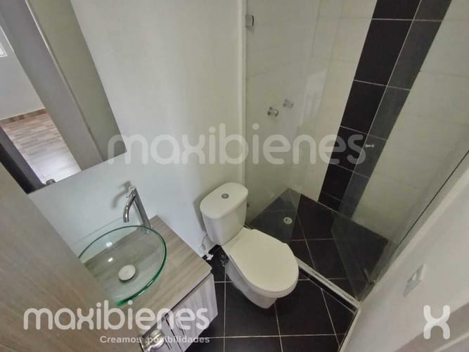 Apartamento de 3 alcobas en arriendo en Pajarito, Medellín, 55 m² · foto 13 de 16