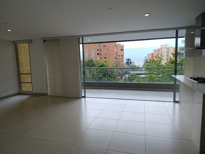 Apartamento de 4 alcobas en arriendo en Castropol, Medellín, 160 m² · foto 8 de 24