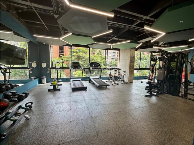Apartamento de 2 alcobas en arriendo en Lalinde, Medellín, 94 m² · foto 15 de 17