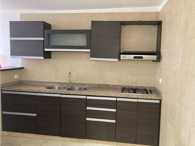 Casa de 4 alcobas en venta en Chipichape, Cali, 145 m² · foto 2 de 11