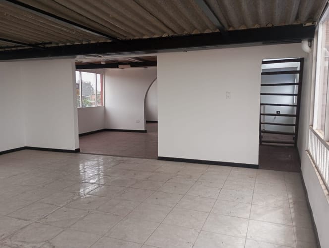Casa de 4 alcobas en venta en Catalina, Bogotá, 365 m² · foto 7 de 24