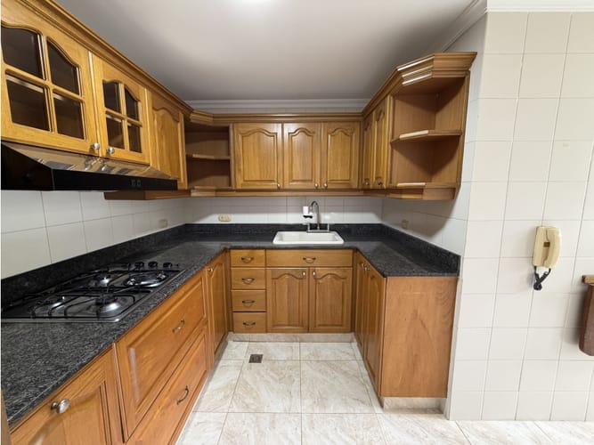 Apartamento de 3 alcobas en arriendo en Las Lomas No.2, Medellín, 120 m² · foto 11 de 24