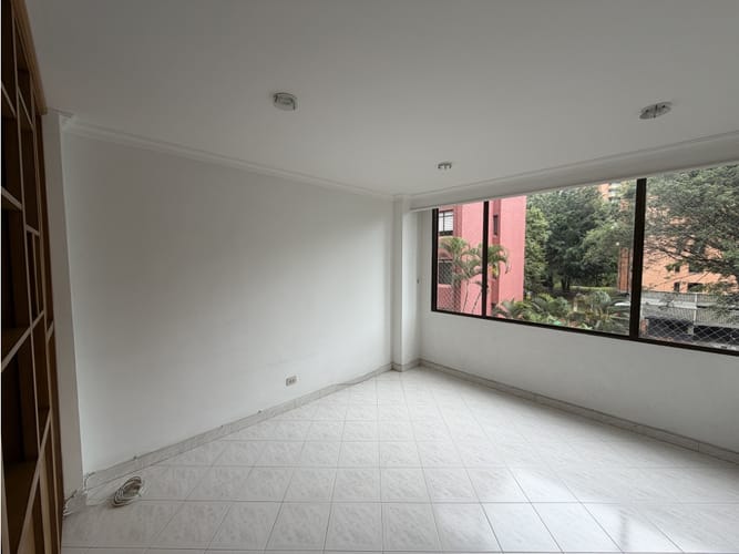 Apartamento de 3 alcobas en arriendo en Las Lomas No.2, Medellín, 120 m² · foto 15 de 24