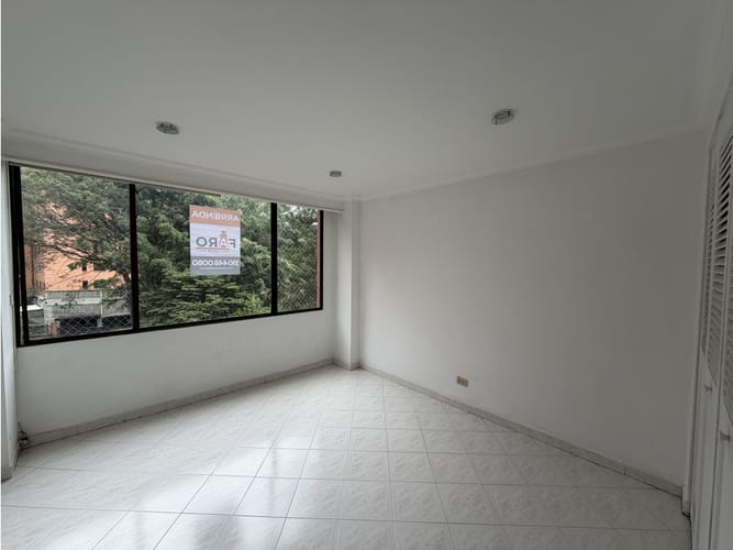 Apartamento de 3 alcobas en arriendo en Las Lomas No.2, Medellín, 120 m² · foto 18 de 24