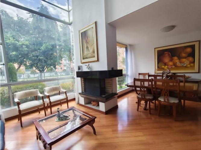 Casa en venta en Colina Campestre, Bogotá · foto 2 de 24