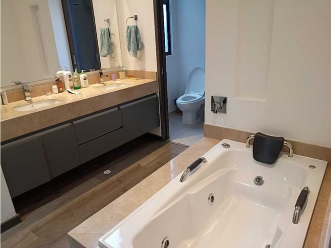 Apartamento de 3 alcobas en venta en Cerros De Suba, Bogotá, 184 m² · foto 20 de 24