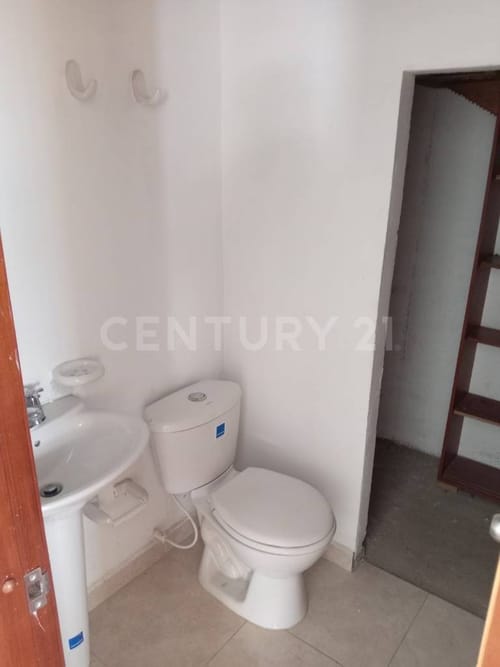 Casa de 2 alcobas en venta en Cr. La Arboleda, Jamundí, 57 m² · foto 2 de 21