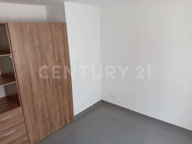 Casa de 2 alcobas en venta en Cr. La Arboleda, Jamundí, 57 m² · foto 4 de 21