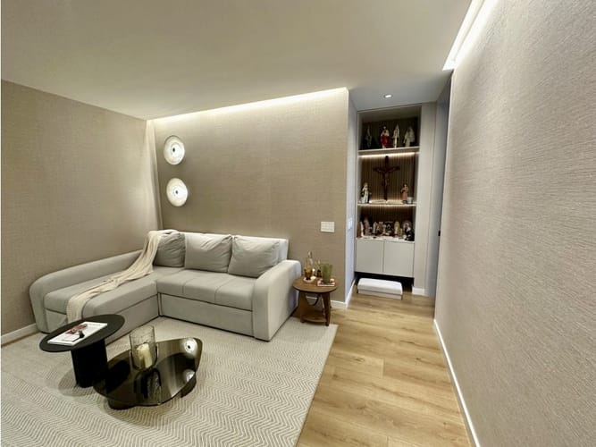Apartamento de 3 alcobas en venta en Chicó Navarra, Bogotá, 352 m² · foto 8 de 23