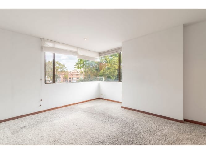 Apartamento de 3 alcobas en venta en Santa Barbara, Bogotá, 183 m² · foto 11 de 18