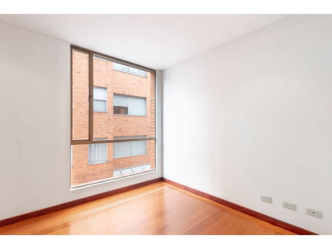 Apartamento de 3 alcobas en venta en Santa Barbara, Bogotá, 183 m² · foto 17 de 18