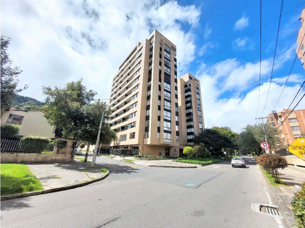 Apartamento en venta en Bella Suiza, Bogotá · foto 2 de 24
