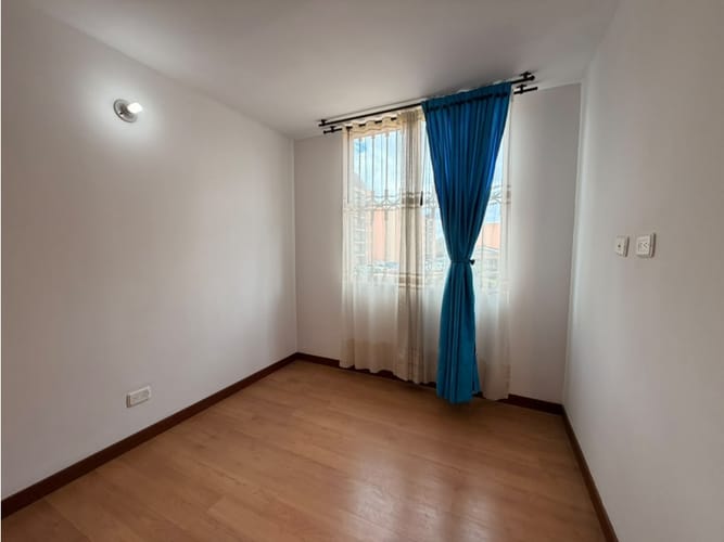 Apartamento de 3 alcobas en venta en Zona Centro, Madrid, 71 m² · foto 12 de 14