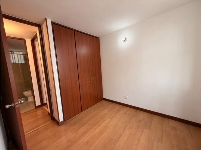 Apartamento de 3 alcobas en venta en Zona Centro, Madrid, 71 m² · foto 13 de 14