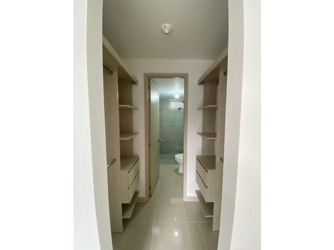 Apartamento de 2 alcobas en venta en Caucaseco, Yumbo, 55 m² · foto 8 de 12