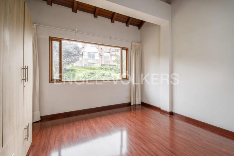 Casa de 4 alcobas en venta en Cerros De Suba, Bogotá, 292 m² · foto 17 de 20