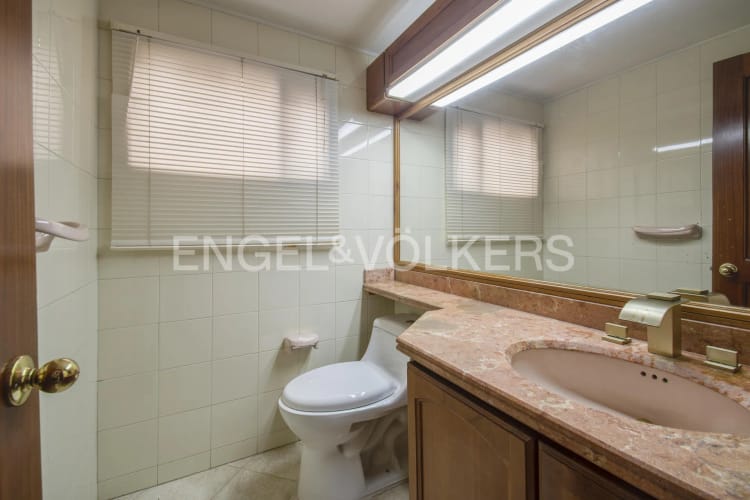 Casa de 4 alcobas en venta en Cerros De Suba, Bogotá, 292 m² · foto 7 de 20