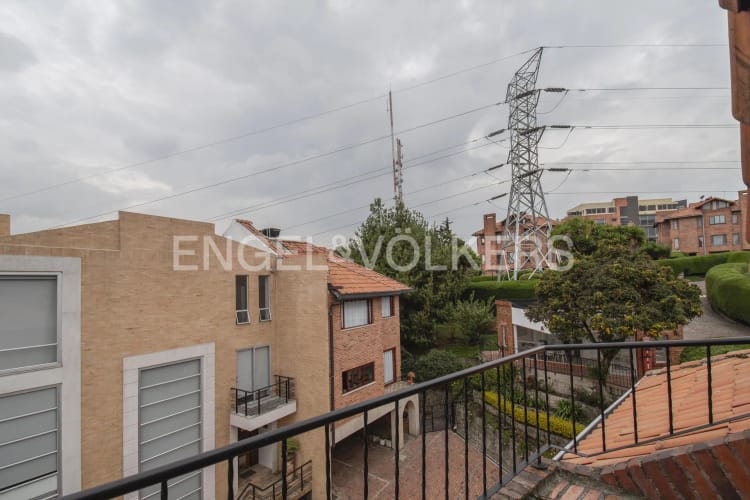 Casa de 4 alcobas en venta en Cerros De Suba, Bogotá, 292 m² · foto 6 de 20