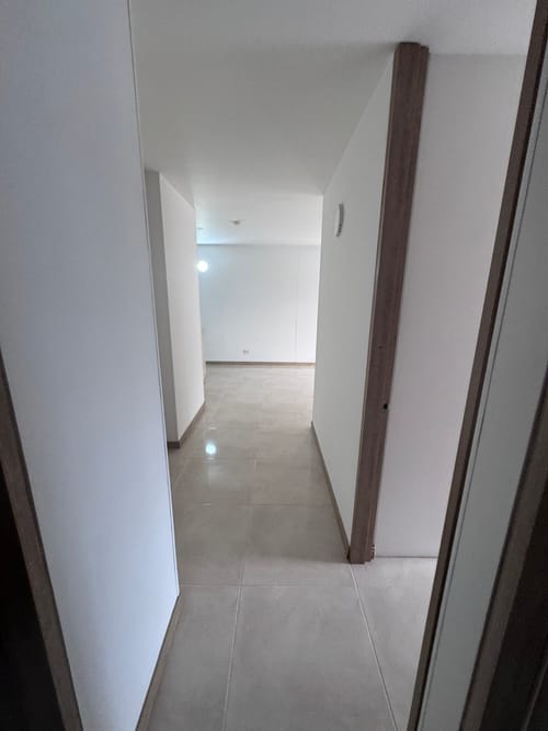 Apartamento de 3 alcobas en venta en Prados Del Norte, Cali, 67 m² · foto 8 de 16
