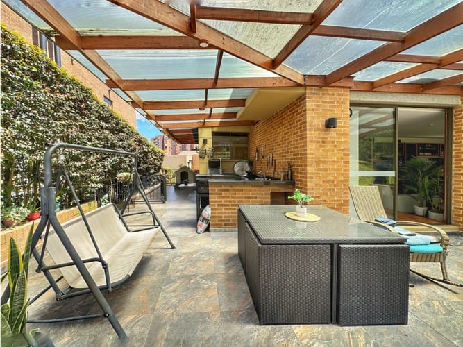 Casa de 3 alcobas en arriendo en Altos De La Colina, Bogotá, 267 m² · foto 14 de 24