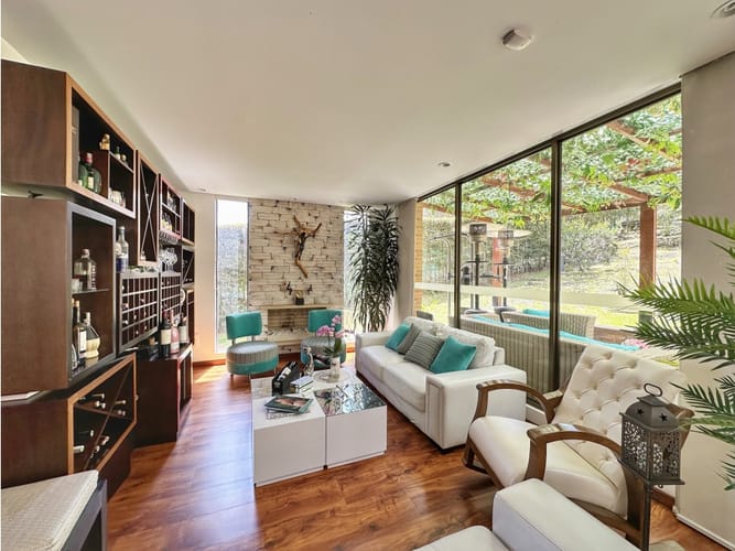 Casa de 3 alcobas en venta en Altos De La Colina, Bogotá, 267 m² · foto 5 de 24