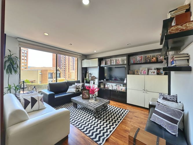 Casa de 3 alcobas en venta en Altos De La Colina, Bogotá, 267 m² · foto 7 de 24