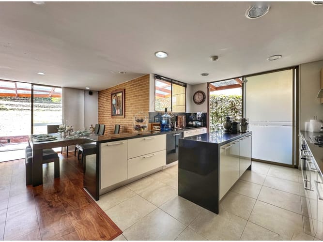 Casa de 3 alcobas en venta en Altos De La Colina, Bogotá, 267 m² · foto 11 de 24