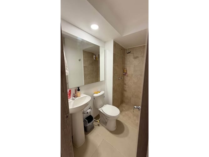 Apartamento de 3 alcobas en venta en Valle Del Lili, Cali, 78 m² · foto 7 de 9