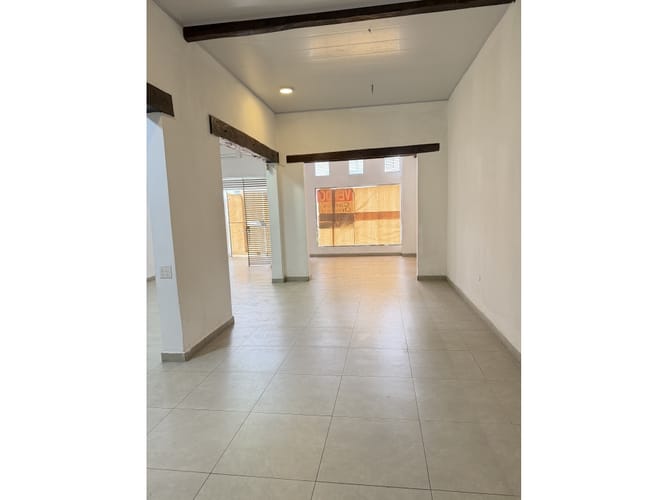 Local en venta en Santa Monica, Cali, 159 m² · foto 2 de 15