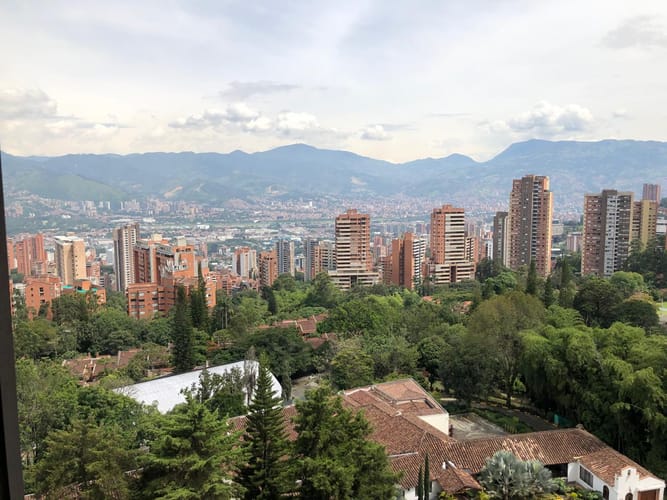 Apartamento de 4 alcobas en venta en El Tesoro, Medellín, 218 m² · foto 6 de 20