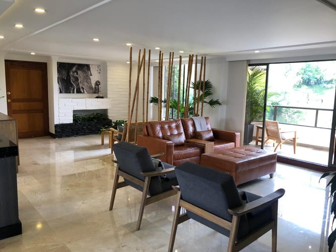 Apartamento de 4 alcobas en venta en El Tesoro, Medellín, 218 m² · foto 7 de 20
