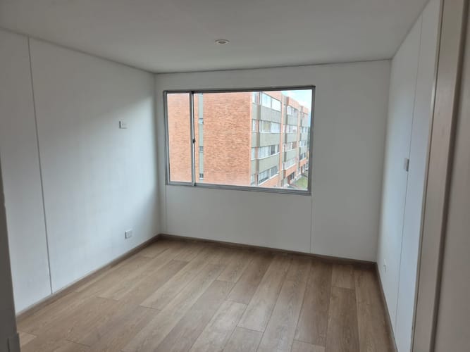 Apartamento de 3 alcobas en venta en Modelia, Bogotá, 78 m² · foto 11 de 17