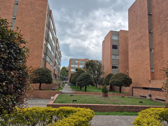 Apartamento de 3 alcobas en venta en Modelia, Bogotá, 78 m² · foto 12 de 17