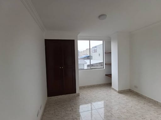 Apartamento de 3 alcobas en venta en San Jose Del Prado, Bogotá, 94 m² · foto 14 de 21